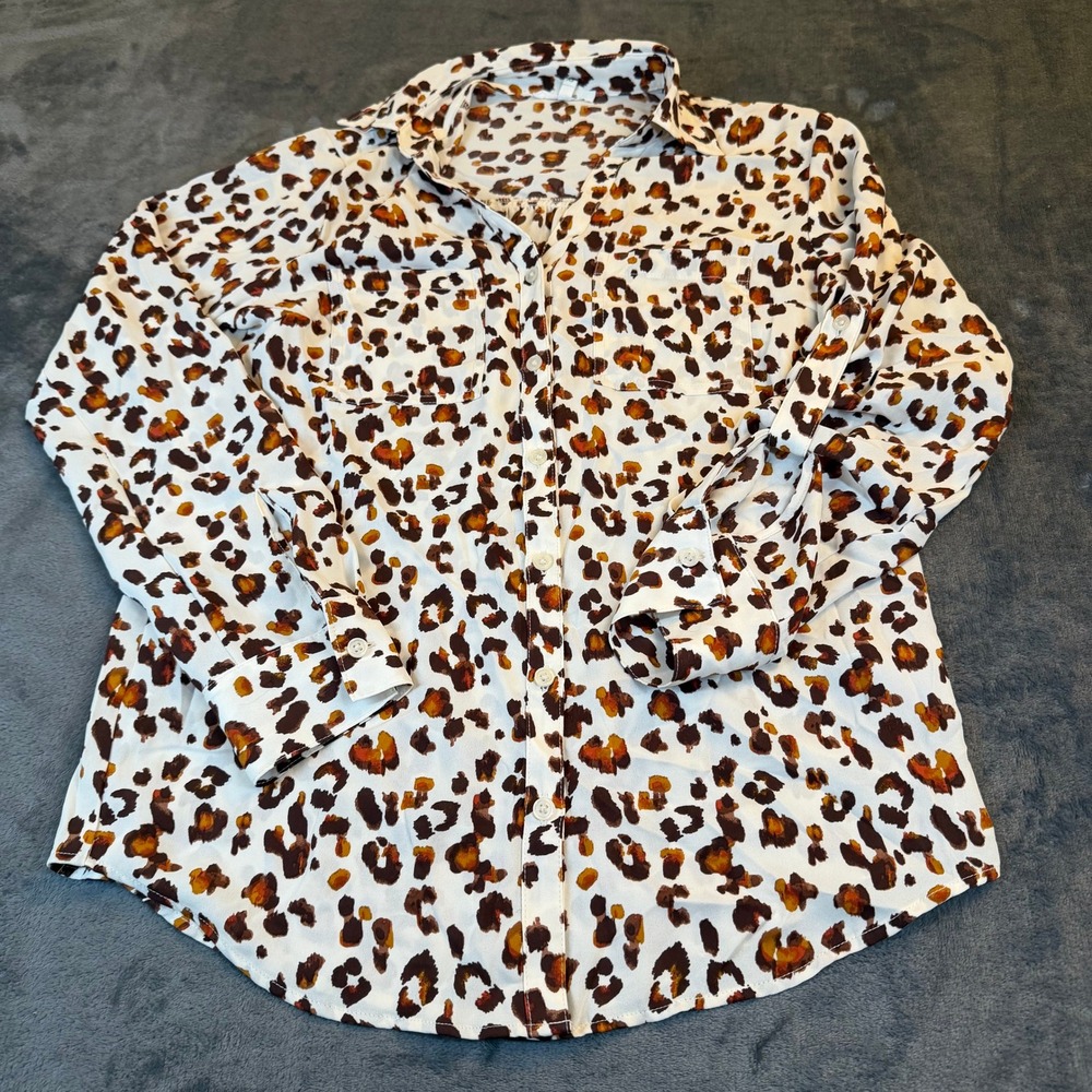 Maurices Leopard Print Button Down Shirt Womens XS Long Sleeve Collared Top
